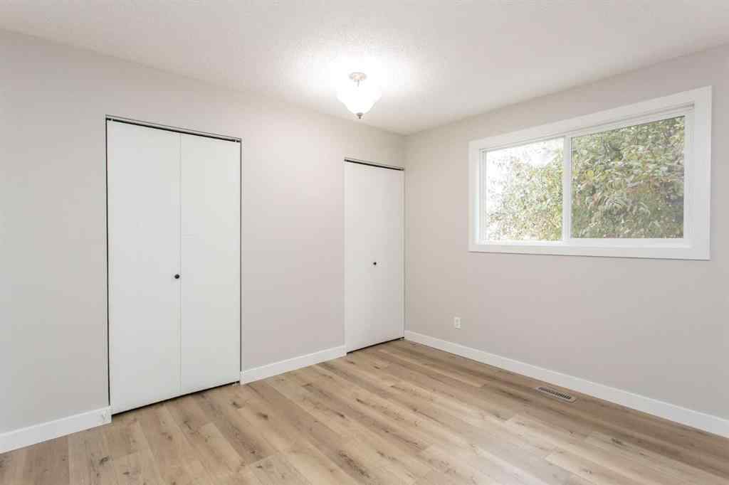 MLS® A2240455 - 5233 47 Street  in Downtown Lacombe Lacombe, Residential