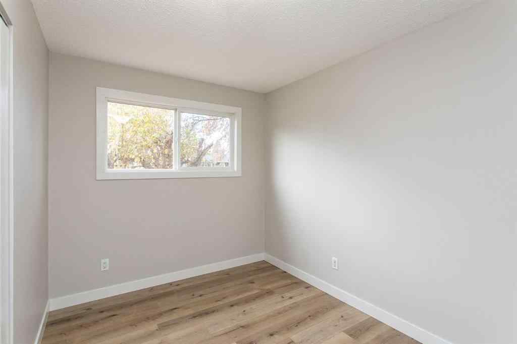 MLS® A2240455 - 5233 47 Street  in Downtown Lacombe Lacombe, Residential