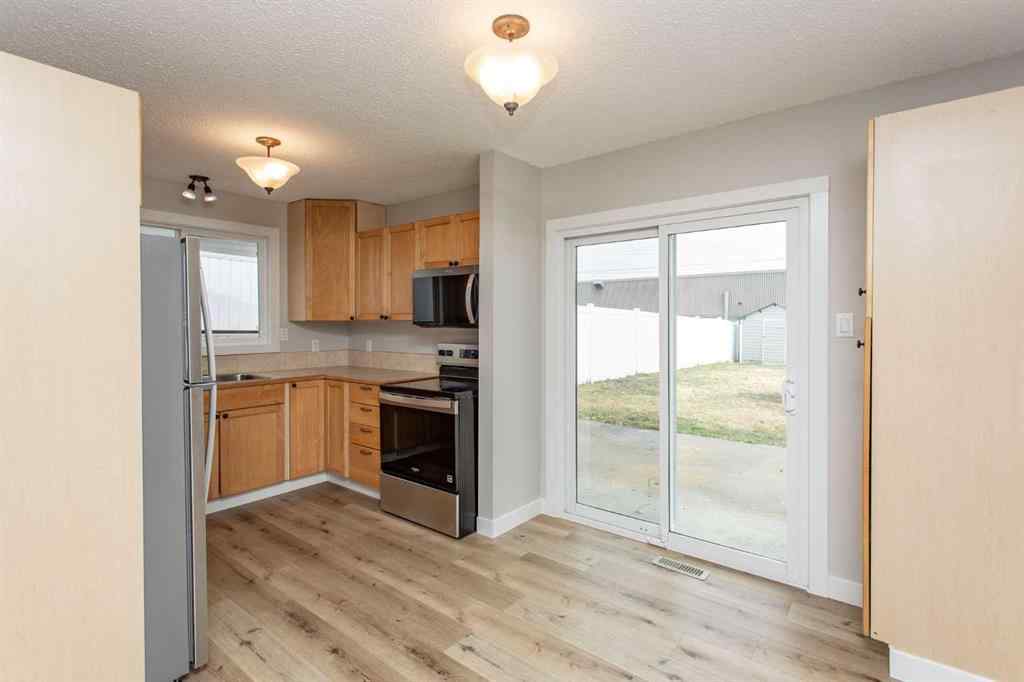 MLS® A2240455 - 5233 47 Street  in Downtown Lacombe Lacombe, Residential