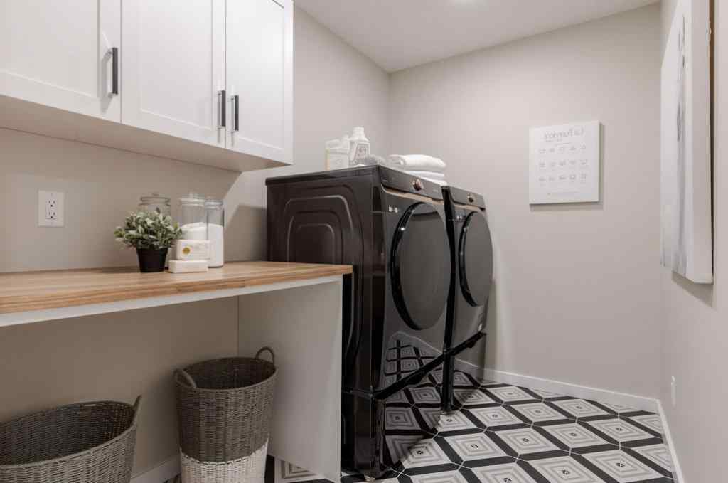 MLS® A2240456 - 243 Mallard Grove SE in Rangeview Calgary, Residential