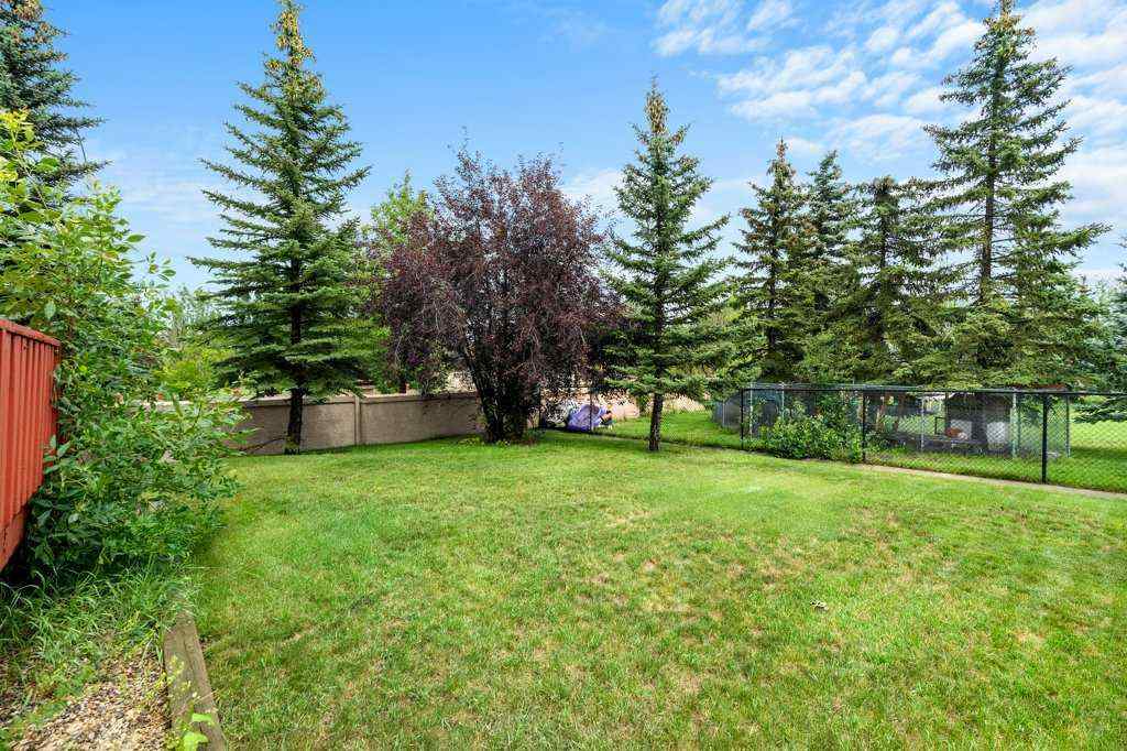 MLS® A2240460 - 4 Hampshire Circle NW in Hamptons Calgary, Residential
