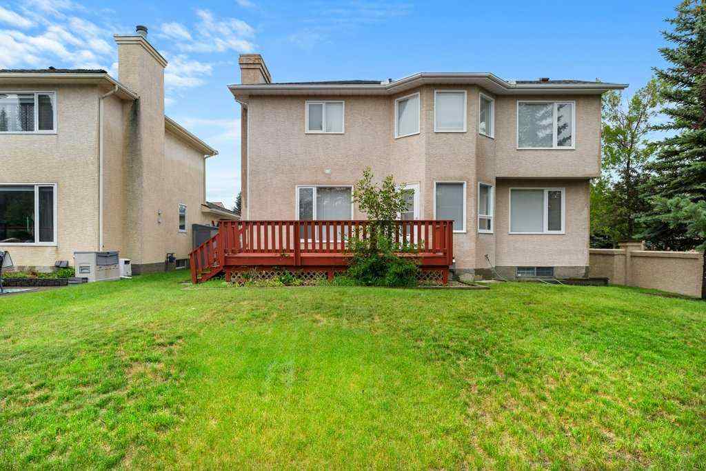 MLS® A2240460 - 4 Hampshire Circle NW in Hamptons Calgary, Residential