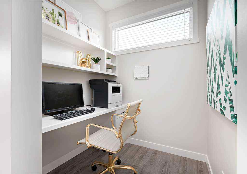MLS® A2240464 - 286 Sora Way SE in Hotchkiss Calgary, Residential
