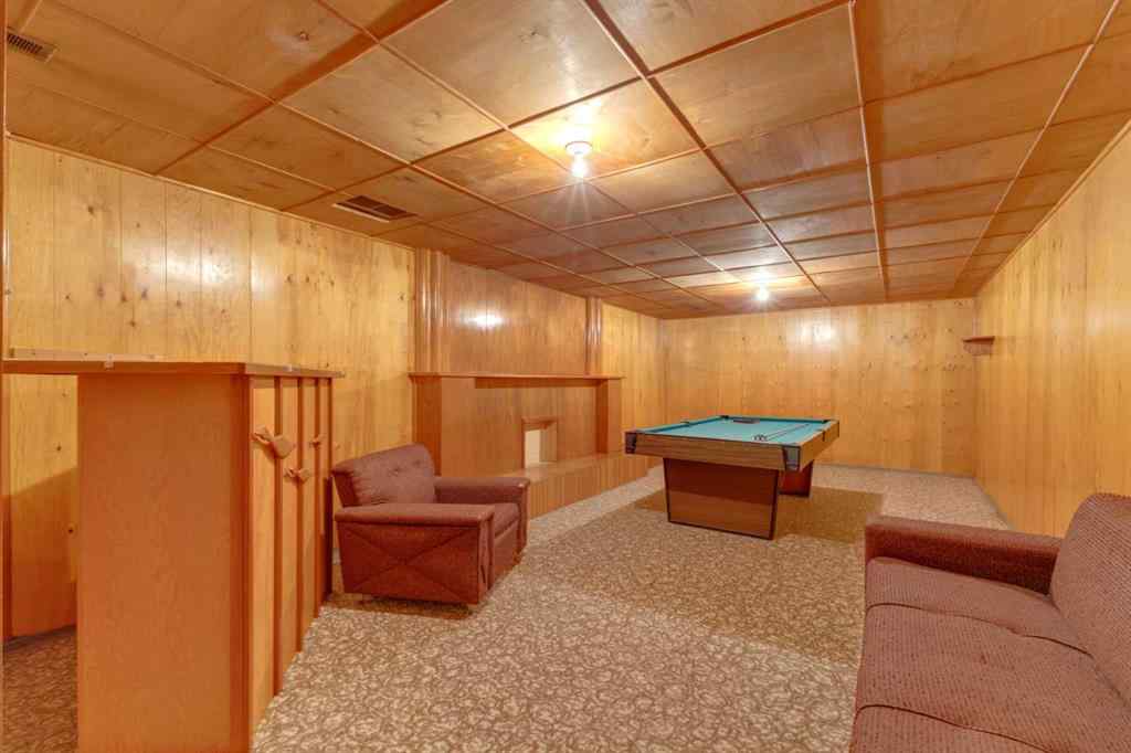 MLS® A2240468 - 6 Fir Street  in Fairview Red Deer, Residential