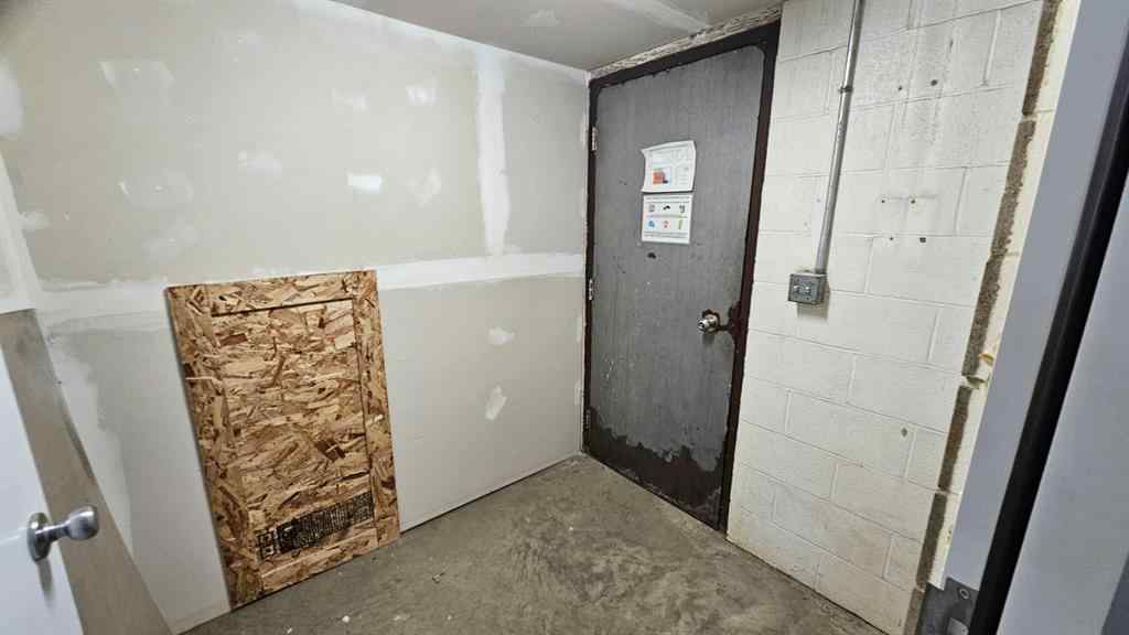 MLS® A2240474 - 5310 50 Avenue  in NONE Castor, Commercial