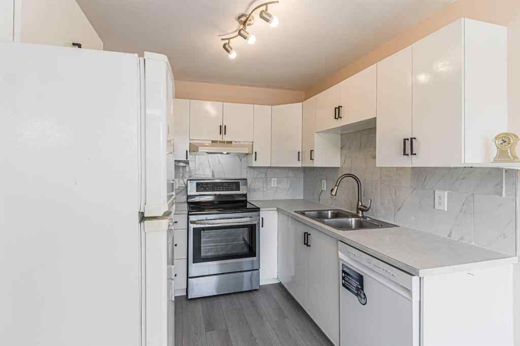MLS® A2240476 - 165 Sandpiper Lane NW in Sandstone Valley Calgary, Residential