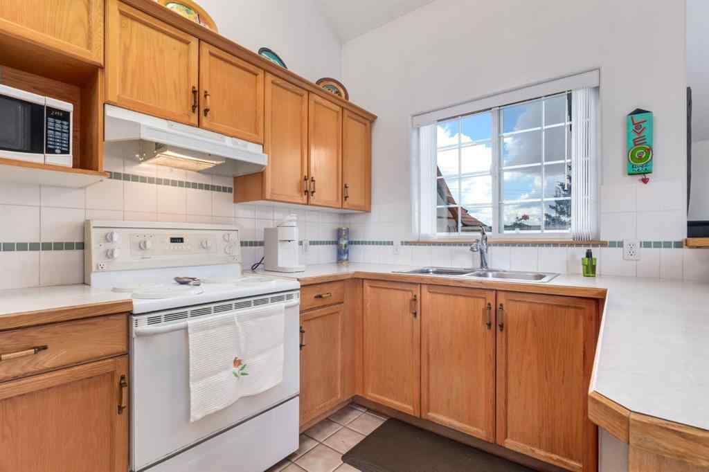 MLS® A2240477 - Unit #809 1997 Sirocco Drive SW in Signal Hill Calgary, Residential