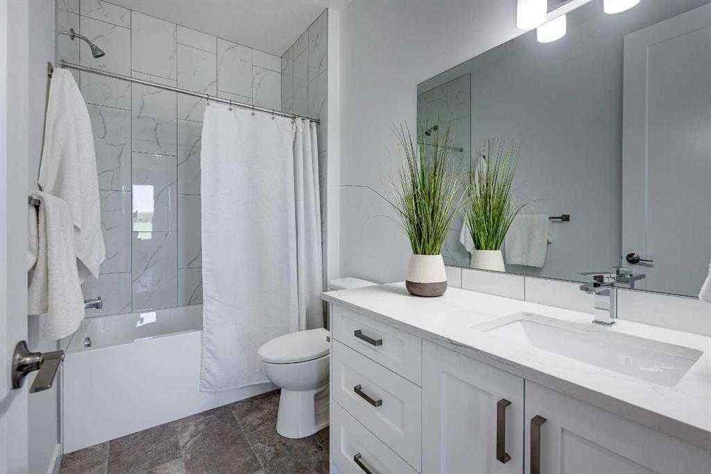 MLS® A2240478 - 4240 Bauman Way  in Bella Vista Innisfail, Residential