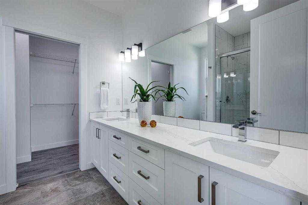 MLS® A2240478 - 4240 Bauman Way  in Bella Vista Innisfail, Residential