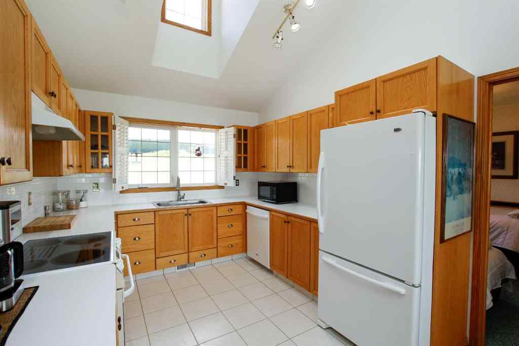 MLS® A2240495 - 37466 Range Road 263   in NONE Rural Red Deer County, Residential