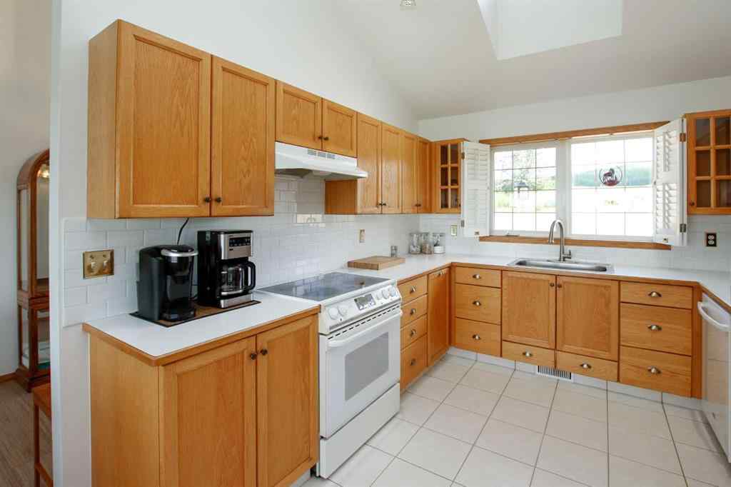 MLS® A2240495 - 37466 Range Road 263   in NONE Rural Red Deer County, Residential