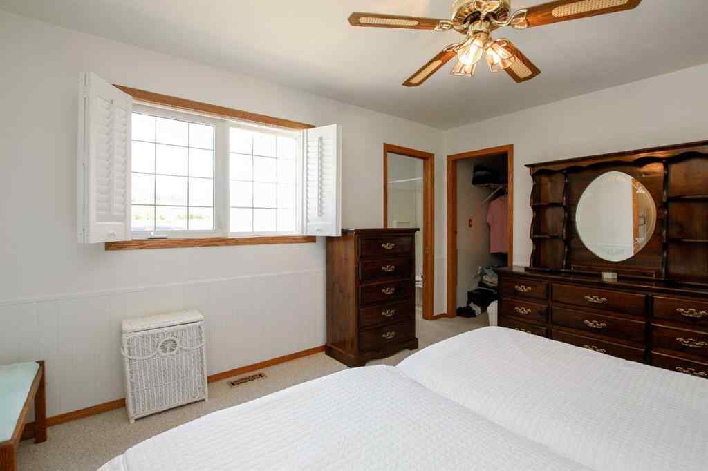 MLS® A2240495 - 37466 Range Road 263   in NONE Rural Red Deer County, Residential