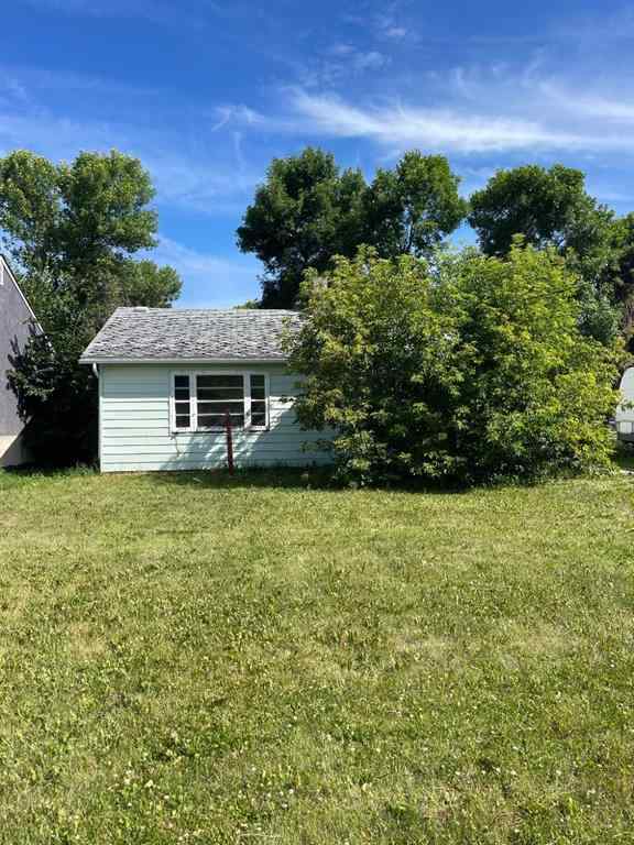 MLS® A2240511 - 4829 56th Avenue   in NONE High Prairie, Residential