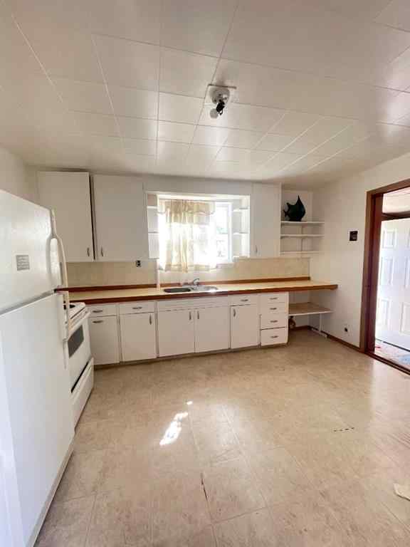 MLS® A2240511 - 4829 56th Avenue   in NONE High Prairie, Residential