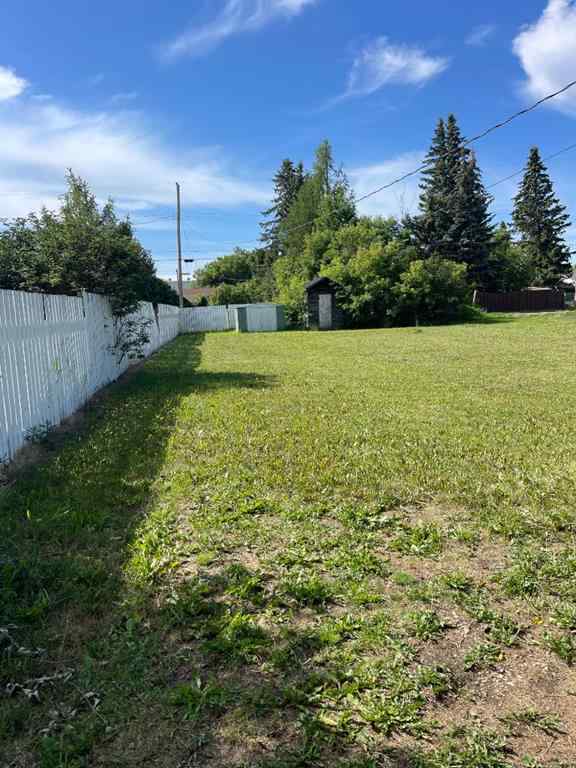 MLS® A2240511 - 4829 56th Avenue   in NONE High Prairie, Residential