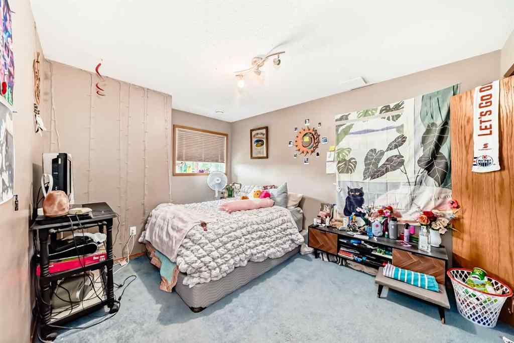 MLS® A2240520 - 4827 56 Avenue  in Madison Park Innisfail, Residential