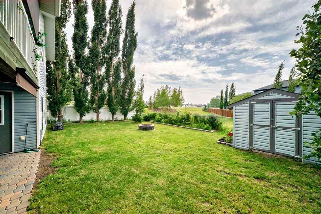 MLS® A2240520 - 4827 56 Avenue  in Madison Park Innisfail, Residential