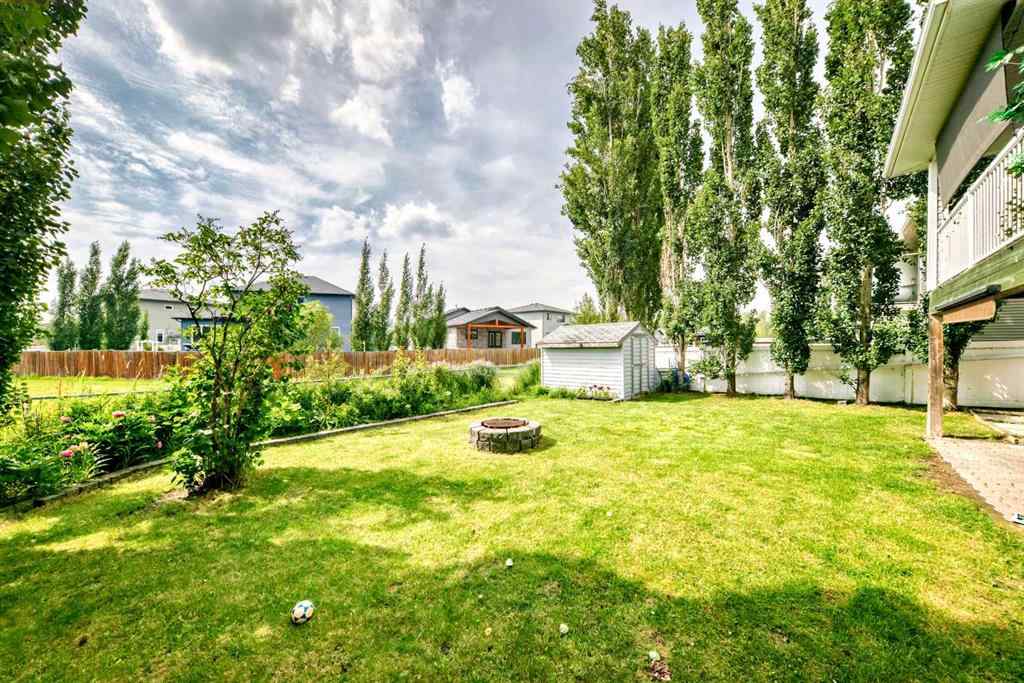 MLS® A2240520 - 4827 56 Avenue  in Madison Park Innisfail, Residential