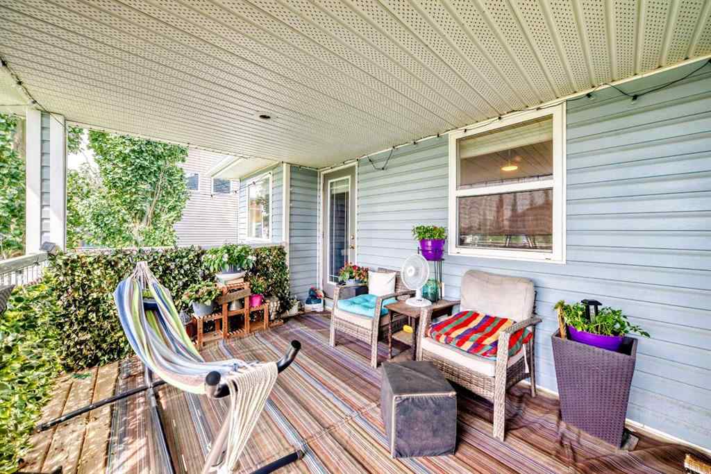 MLS® A2240520 - 4827 56 Avenue  in Madison Park Innisfail, Residential