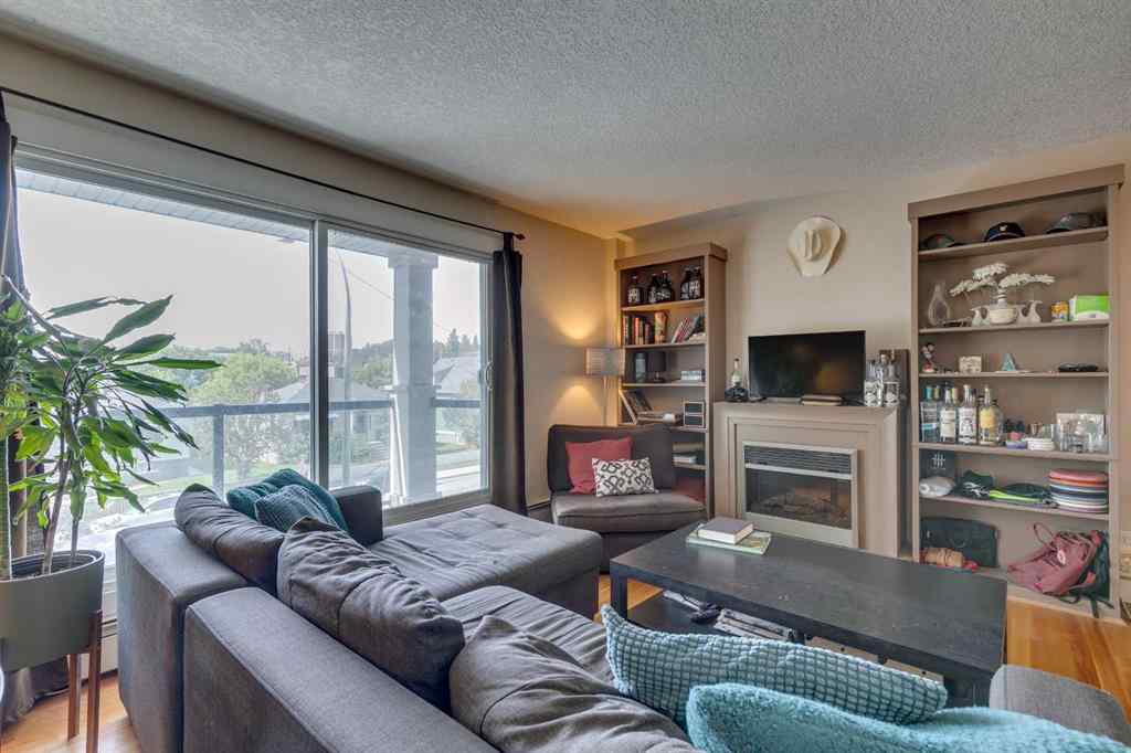 MLS® A2240536 - Unit #301 927 2 Avenue NW in Sunnyside Calgary, Residential