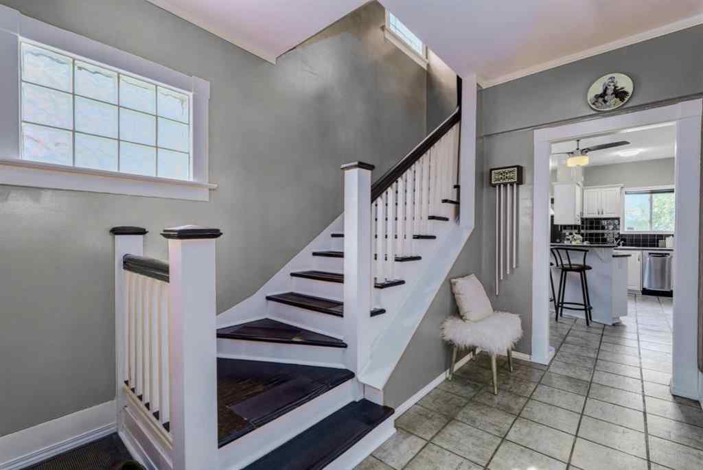 MLS® A2240553 - 2109 2 Street SW in Mission Calgary, Residential