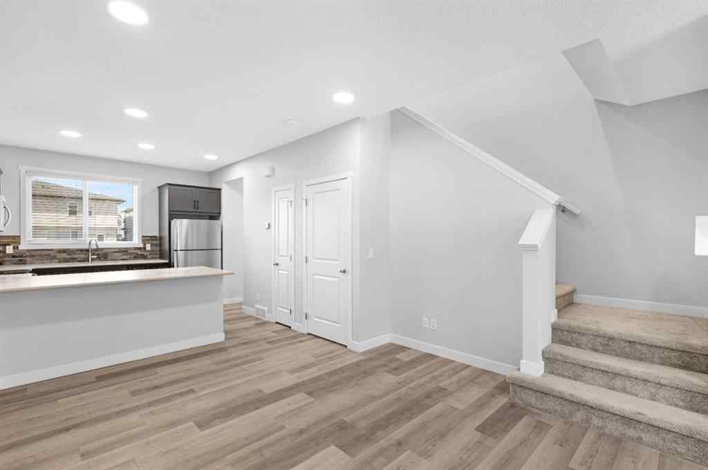 MLS® A2240582 - 712 Savanna Boulevard NE in Saddle Ridge Calgary, Residential