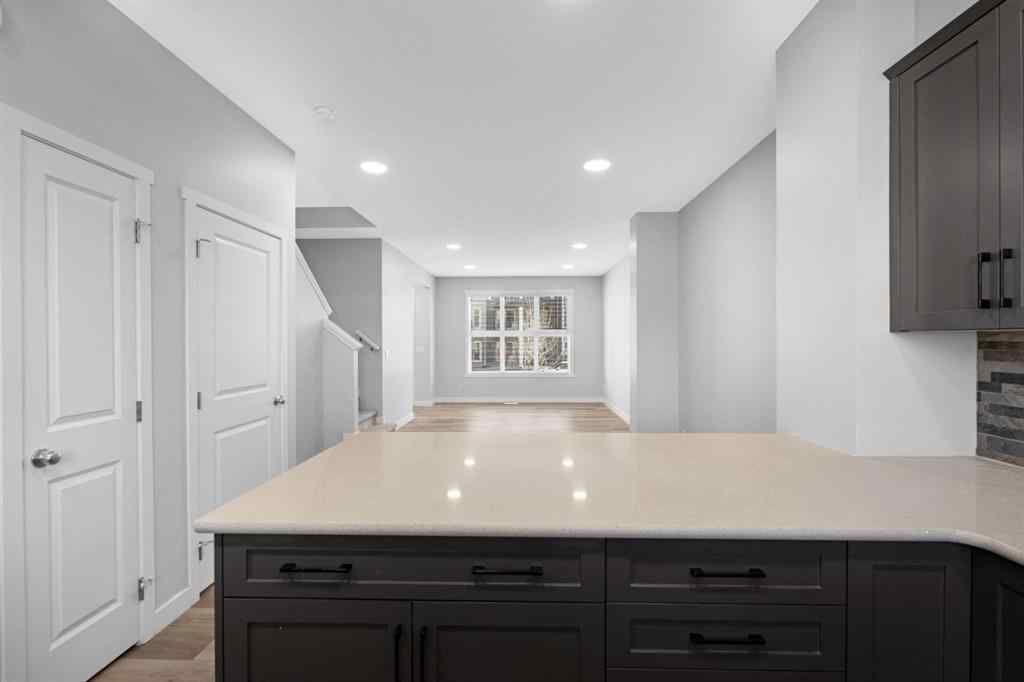 MLS® A2240582 - 712 Savanna Boulevard NE in Saddle Ridge Calgary, Residential