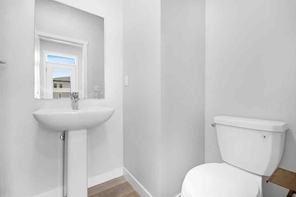 MLS® A2240582 - 712 Savanna Boulevard NE in Saddle Ridge Calgary, Residential