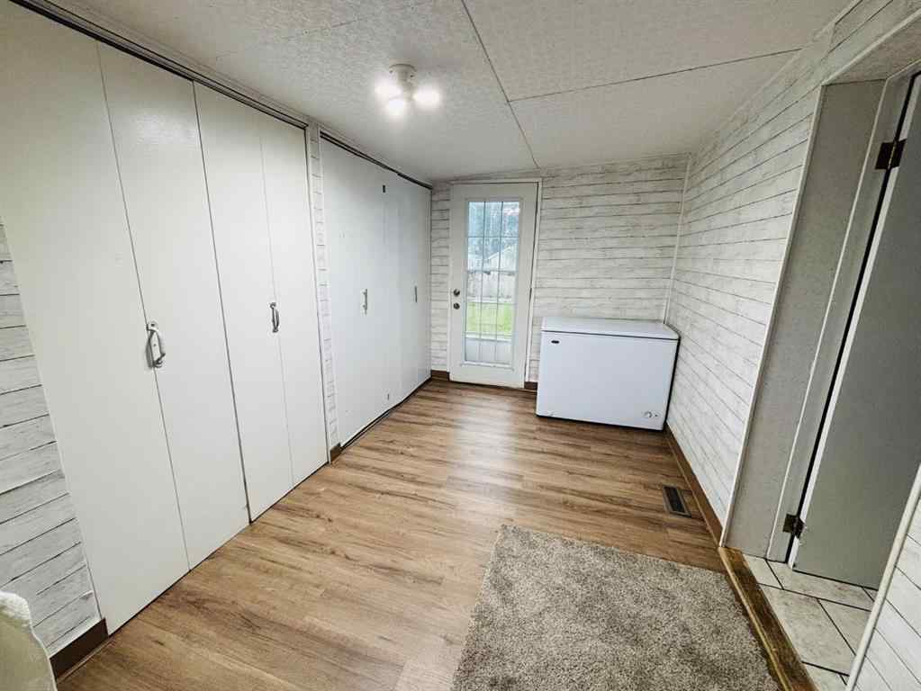 MLS® A2240585 - 421 Margaret Avenue  in NONE Duchess, Residential