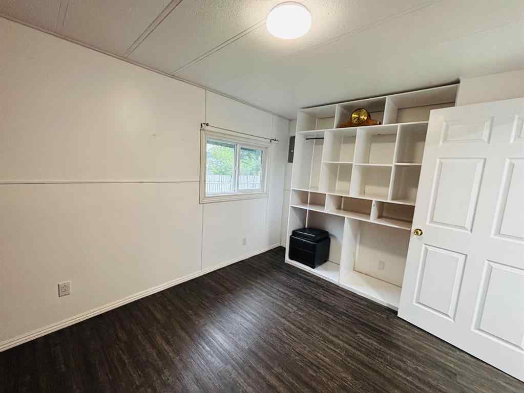 MLS® A2240585 - 421 Margaret Avenue  in NONE Duchess, Residential