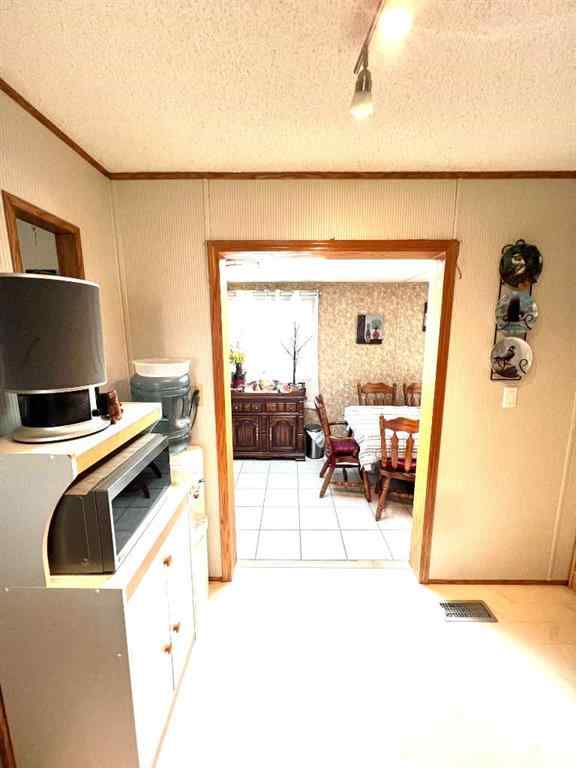 MLS® A2240586 - 163078 TWP RD 232   in NONE Gem, Residential