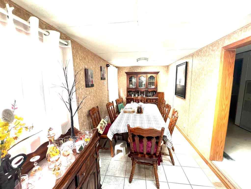 MLS® A2240586 - 163078 TWP RD 232   in NONE Gem, Residential