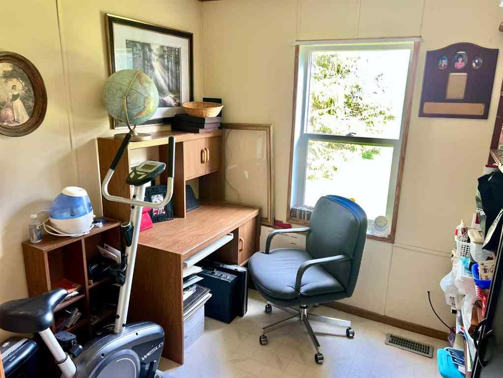 MLS® A2240586 - 163078 TWP RD 232   in NONE Gem, Residential