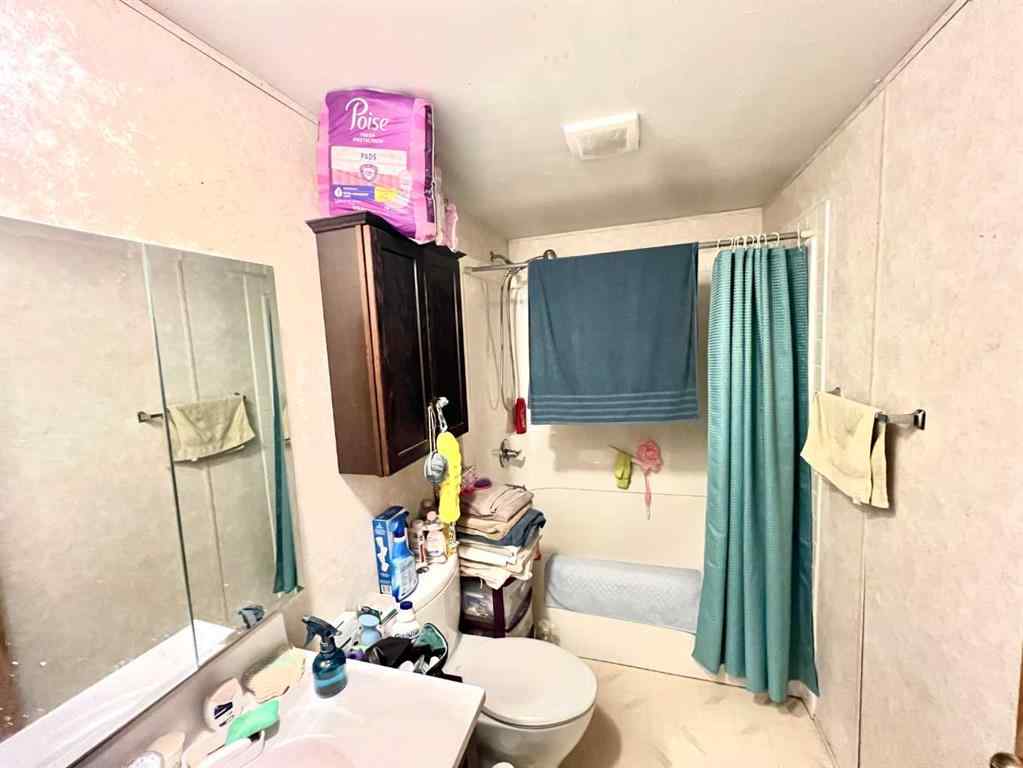 MLS® A2240586 - 163078 TWP RD 232   in NONE Gem, Residential