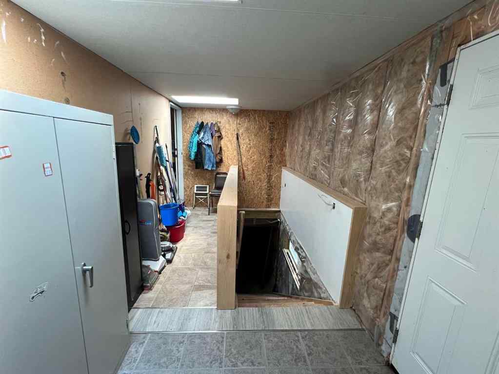 MLS® A2240586 - 163078 TWP RD 232   in NONE Gem, Residential