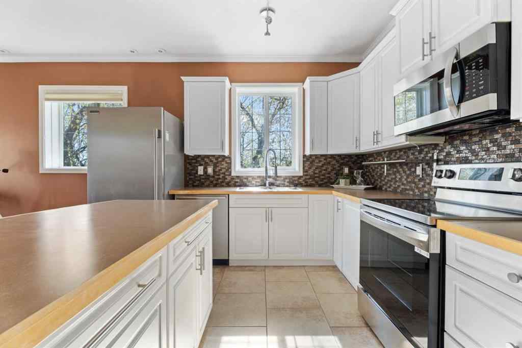 MLS® A2240594 - Unit #303 29 N Railway Street  in Heritage Okotoks Okotoks, Residential