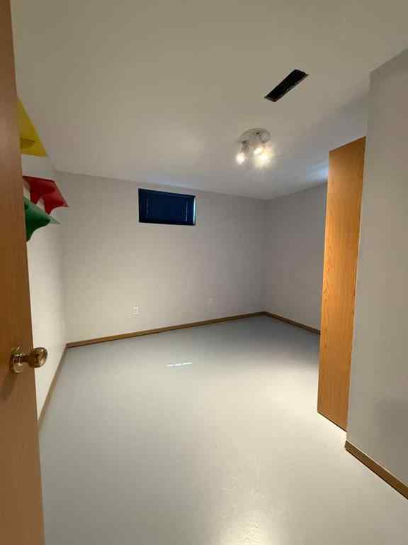 MLS® A2240600 - 5533 47 Street  in NONE High Prairie, Residential