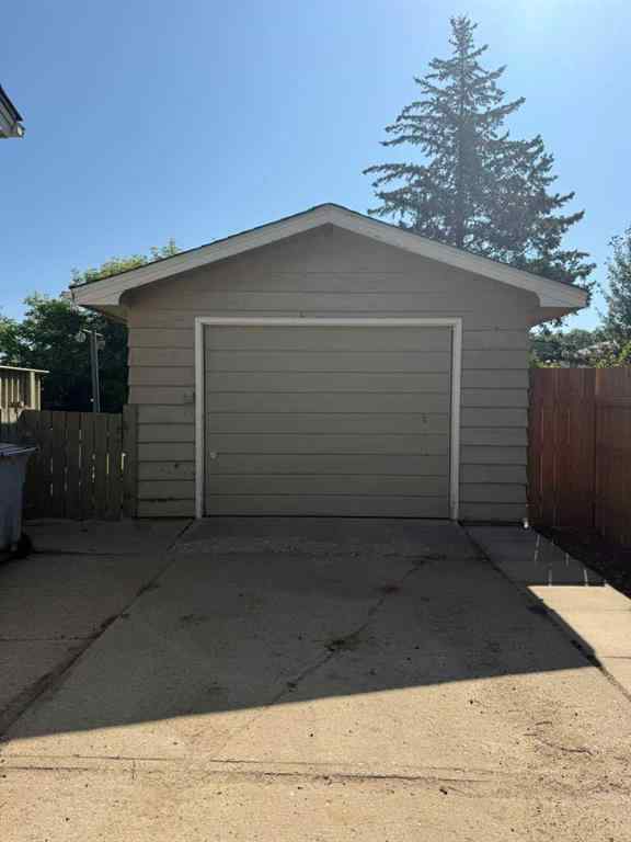 MLS® A2240600 - 5533 47 Street  in NONE High Prairie, Residential