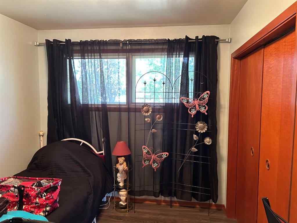 MLS® A2240602 - 4912 49 Street  in Hardisty Hardisty, Residential