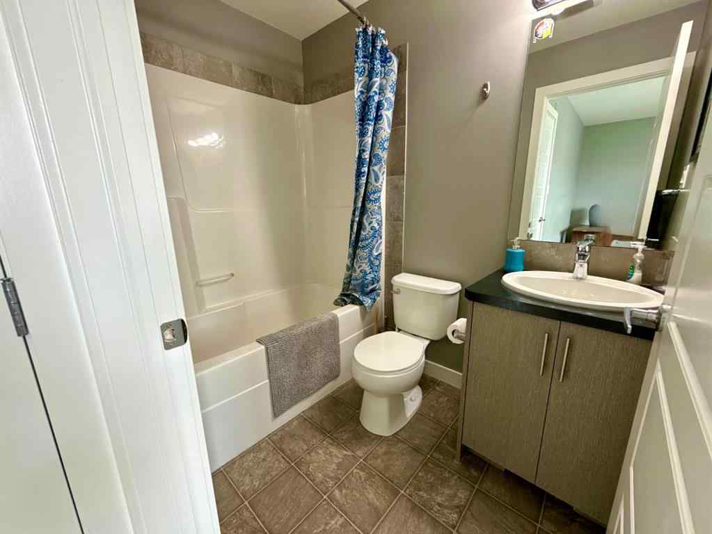 MLS® A2240626 - Unit #8 1232 Keystone Road W in Copperwood Lethbridge, Residential