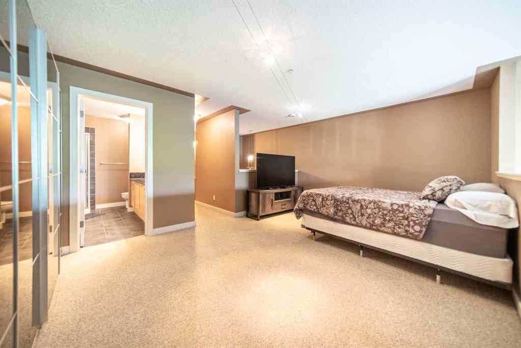 MLS® A2240628 - Unit #102 1505 27 Avenue SW in South Calgary Calgary, Residential
