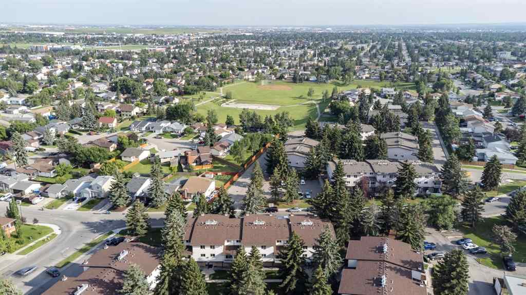 MLS® A2240635 - Unit #5 3705 Fonda Way SE in Forest Heights Calgary, Residential