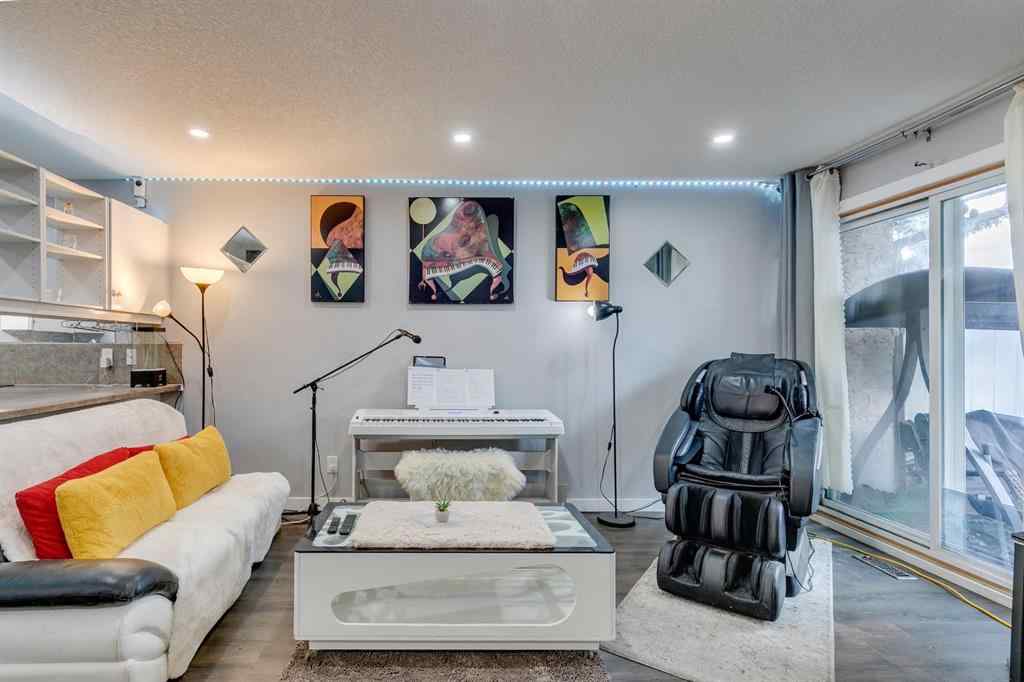 MLS® A2240635 - Unit #5 3705 Fonda Way SE in Forest Heights Calgary, Residential
