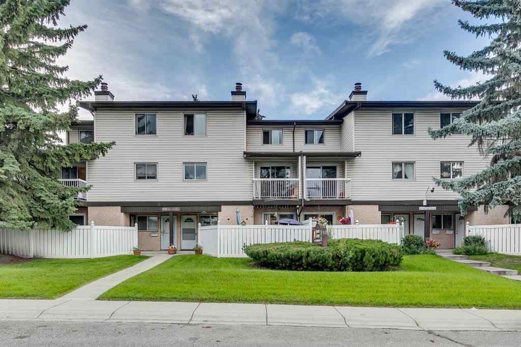 MLS® A2240635 - Unit #5 3705 Fonda Way SE in Forest Heights Calgary, Residential