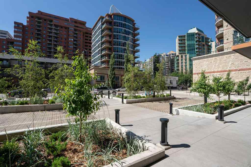 MLS® A2240641 - Unit #1702 730 2 Avenue SW in Eau Claire Calgary, Residential