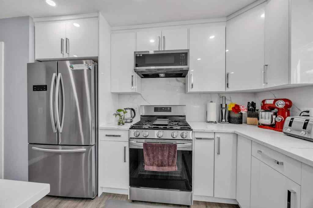 MLS® A2240643 - 303 Ranchridge Bay NW in Ranchlands Calgary, Residential