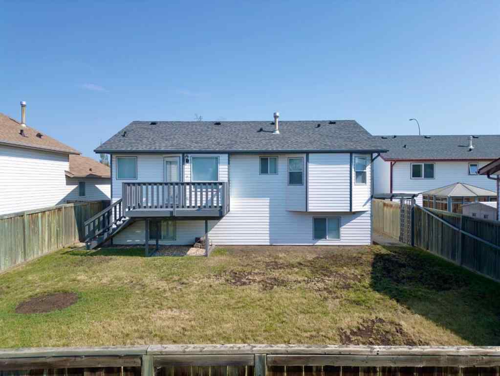 MLS® A2240651 - 5617 Park Street  in Panorama Estates Blackfalds, Residential