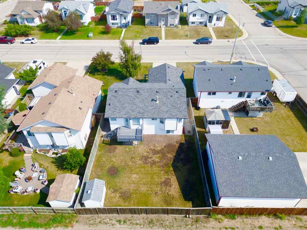 MLS® A2240651 - 5617 Park Street  in Panorama Estates Blackfalds, Residential