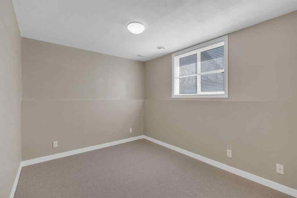 MLS® A2240651 - 5617 Park Street  in Panorama Estates Blackfalds, Residential