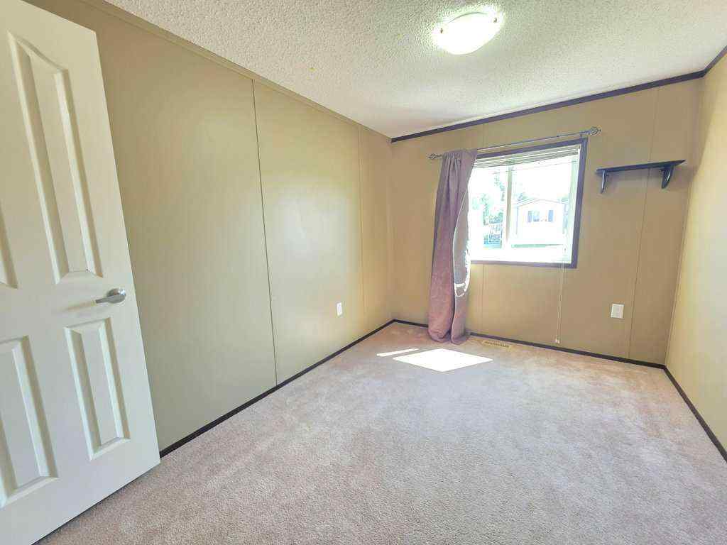 MLS® A2240656 - Unit #55 404 6 Avenue NW in NONE Slave Lake, Mobile